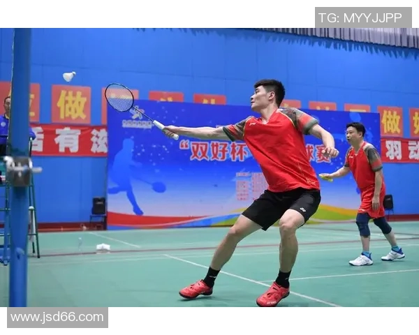 深圳羽毛球队转型之路的真实记录与成长历程探讨