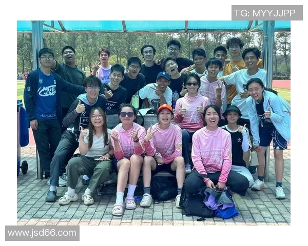 南京飞盘队在全国速度排行榜中荣登第九名展现出色竞技实力与团队精神